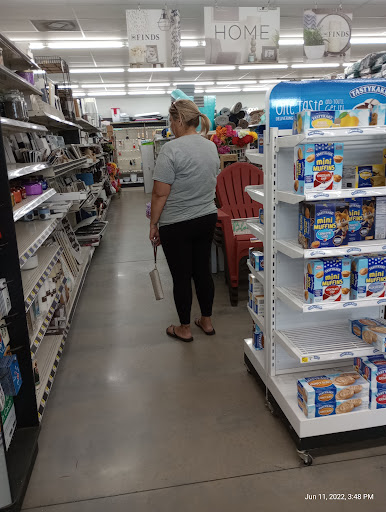 Discount Store «Dollar General», reviews and photos, 1015 S Market St, Blades, DE 19973, USA