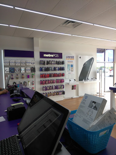 Cell Phone Store «MetroPCS Authorized Dealer», reviews and photos, 904 Roy Richard Dr, Schertz, TX 78154, USA