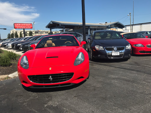 Car Dealer «Luxury Auto Sales, LLC», reviews and photos, 4880 Sinclair Rd, Columbus, OH 43229, USA