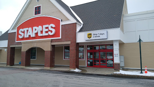 Office Supply Store «Staples», reviews and photos, 240 US-1, Falmouth, ME 04105, USA