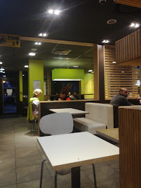 Atmosphère du Restauration rapide McDonald's à Sévrier - n°19