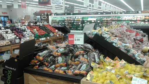Supermarket «Hy-Vee», reviews and photos, 2453 N Court St, Ottumwa, IA 52501, USA