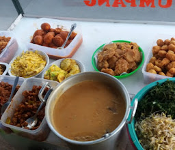 Warung makan bu tutik photo