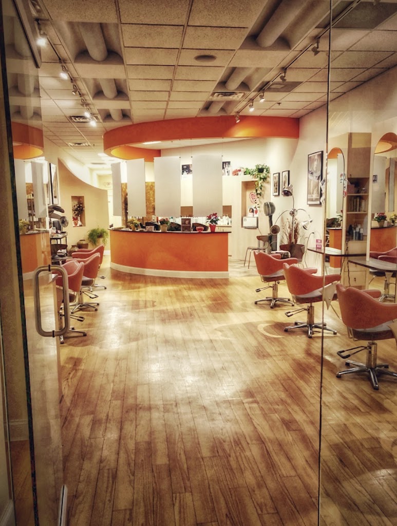 Color Couture Salon & Spa 07836