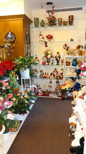 Florist «Sun City Florists, Cards and Gifts», reviews and photos, 14629 N Del Webb Blvd, Sun City, AZ 85351, USA