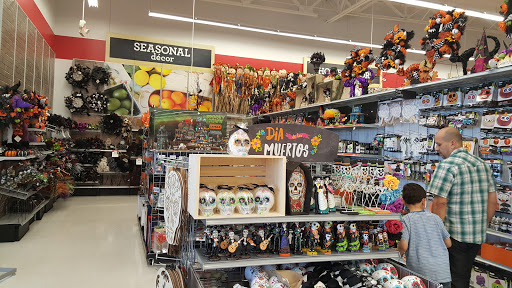 Craft Store «Michaels», reviews and photos, 4687 Firestone Blvd, South Gate, CA 90280, USA