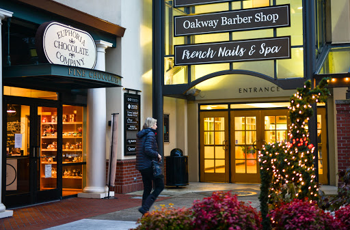 Shopping Mall «Oakway Center», reviews and photos, 2350 Oakmont Way #204, Eugene, OR 97401, USA