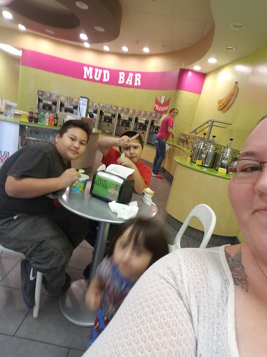 Ice Cream Shop «Muddy Monkey», reviews and photos, 3314 E Main St, Richmond, IN 47374, USA