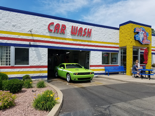 Fast Eddie's Full Service Car Wash & Detail Center en Huntley