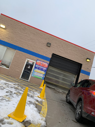 Super Car Wash-Mound Rd en Warren