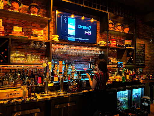 Bar «Admiral Cigar Club», reviews and photos, 4940 New Broad St, Orlando, FL 32814, USA