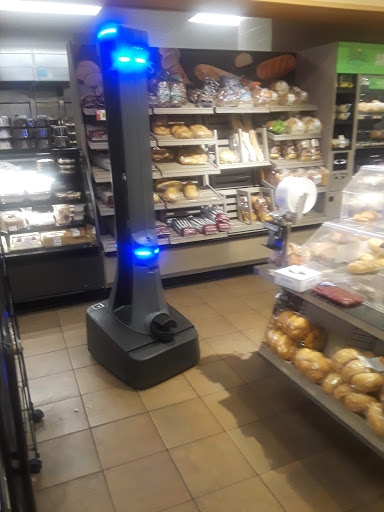 Shopping Mall «South Bay Center», reviews and photos, 8 Allstate Rd, Boston, MA 02118, USA