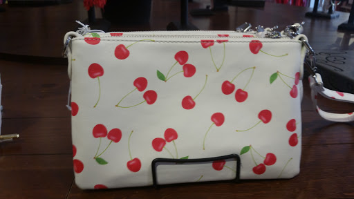 Fashion Accessories Store «Charming Charlie», reviews and photos, 13971 Town Center Blvd #500, Noblesville, IN 46060, USA