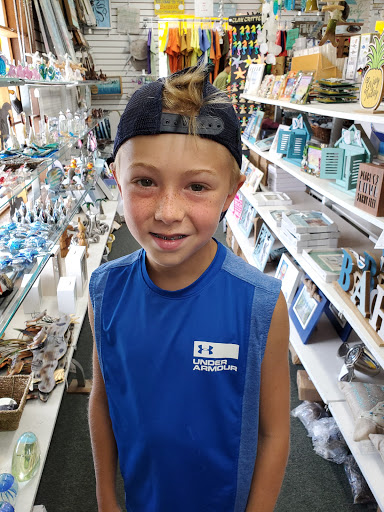 Souvenir Store «Green Turtle Shell & Gift Shop», reviews and photos, 701 Gulf Dr N, Bradenton Beach, FL 34217, USA
