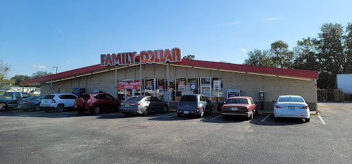 FAMILY DOLLAR, 135 W Central Ave, Lake Wales, FL 33853, USA, 