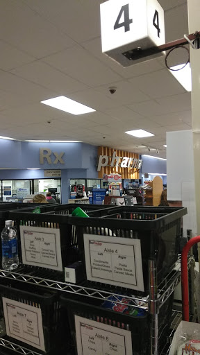 Grocery Store «Kroger», reviews and photos, 1664 E Stone Dr, Kingsport, TN 37660, USA