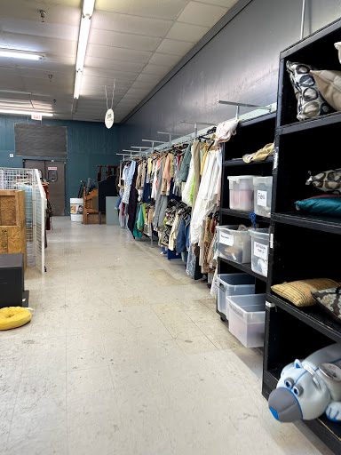 Thrift Store «Downtown Rescue Mission Thrift», reviews and photos, 1407 N Memorial Pkwy # B, Huntsville, AL 35801, USA