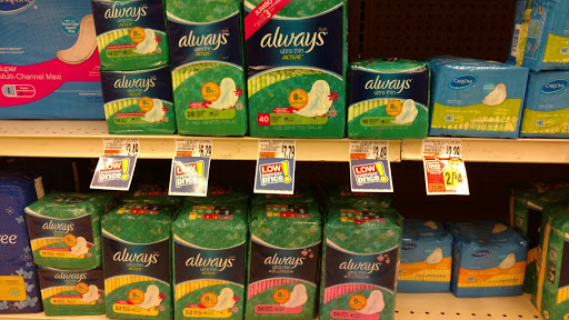 Grocery Store «Giant Food Stores», reviews and photos, 202 Chestnut St, Coplay, PA 18037, USA