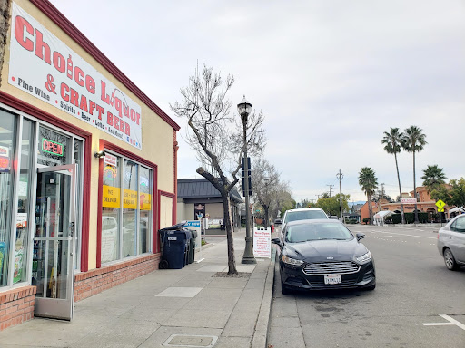 Liquor Store «Discount Liquor», reviews and photos, 212 S L St, Livermore, CA 94550, USA