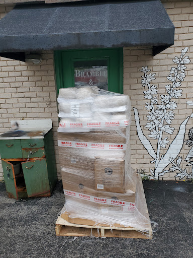 Flower Designer «Bramble and Bee», reviews and photos, 311 Commerce St, Tomball, TX 77375, USA