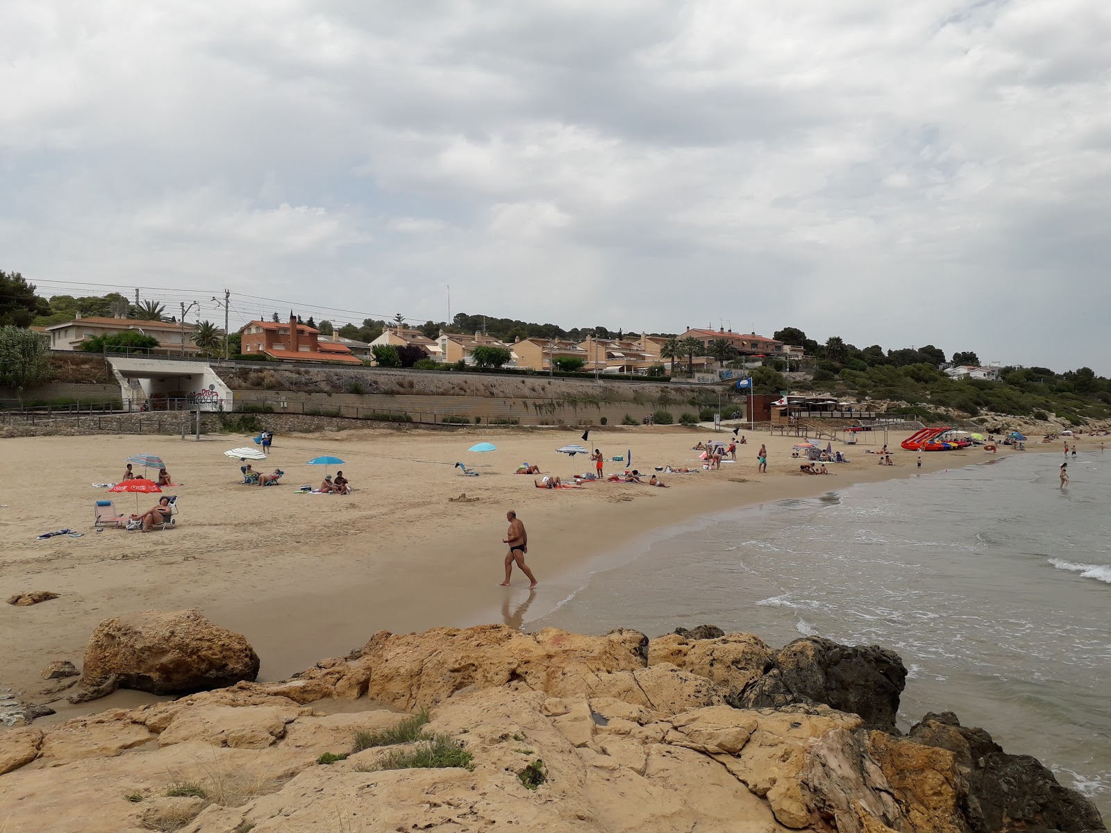 Fotografie cu Plaja Savinosa zonele de facilități