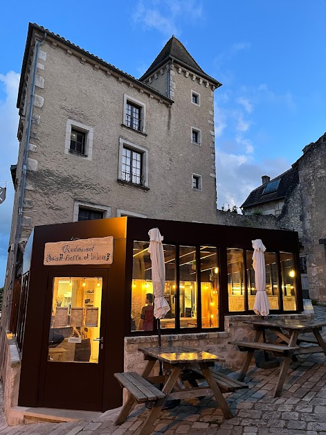 Saint-Pierre et le loup à Chauvigny (Vienne 86)