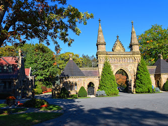 Forest Hills Cemetery