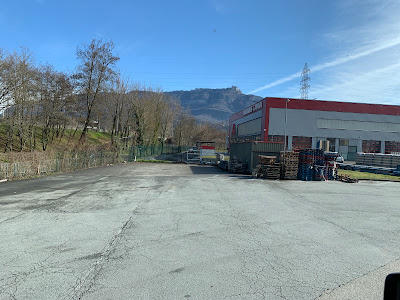 Thiébaud transport et logistique ets à Chambéry