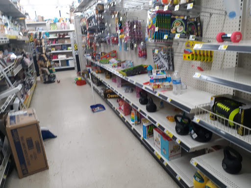 Discount Store «Dollar General», reviews and photos, 13215 Occoquan Rd, Woodbridge, VA 22191, USA