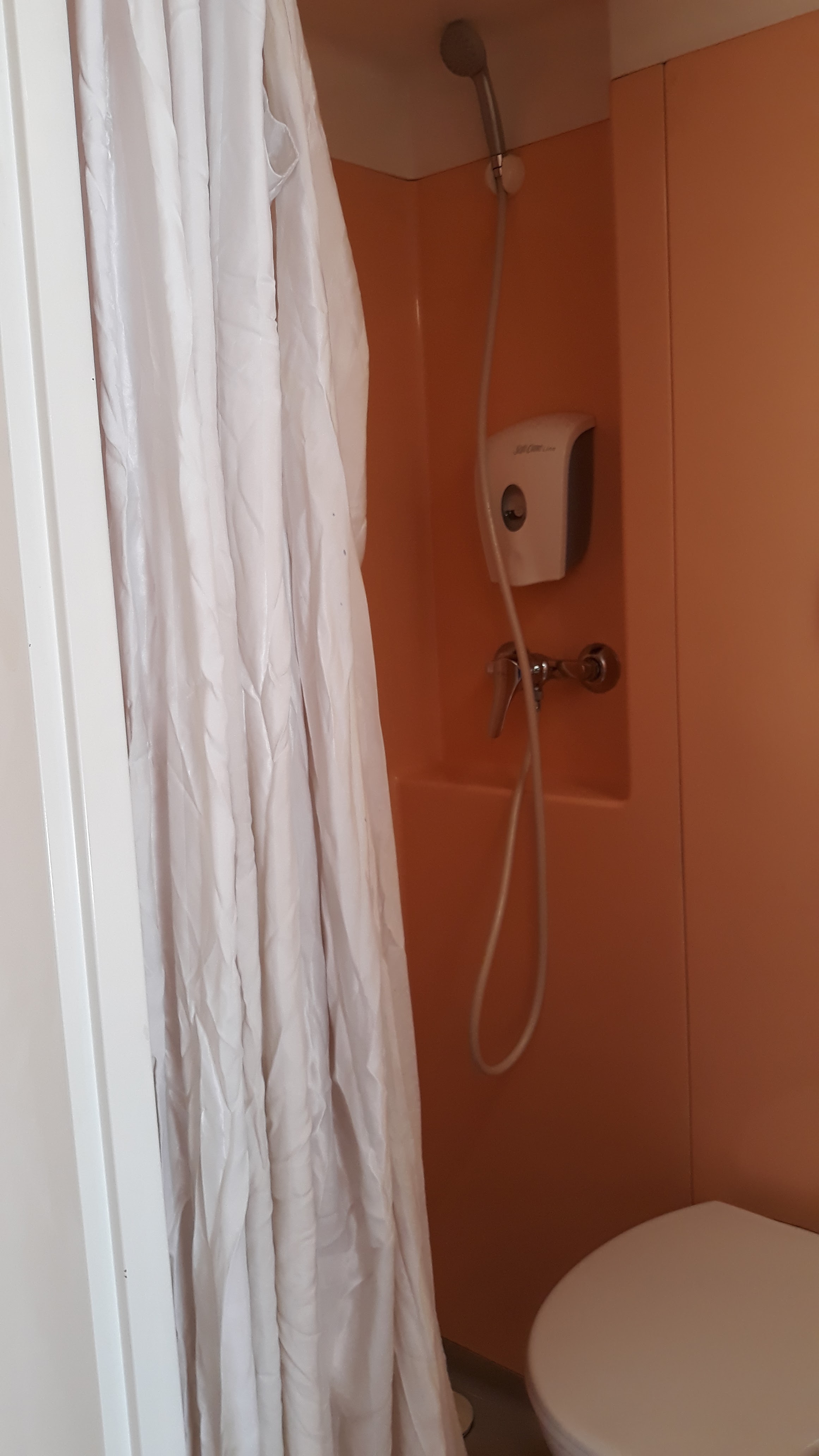 Photo n° 3 de l'avis de yanis. fait le 10/03/2020 à 18:19
