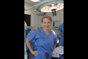 Elena Prousskaia Consultant Plastic Surgeon image