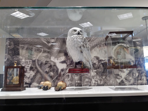 Book Store «Barnes & Noble», reviews and photos, 55 Parsonage Rd, Edison, NJ 08837, USA