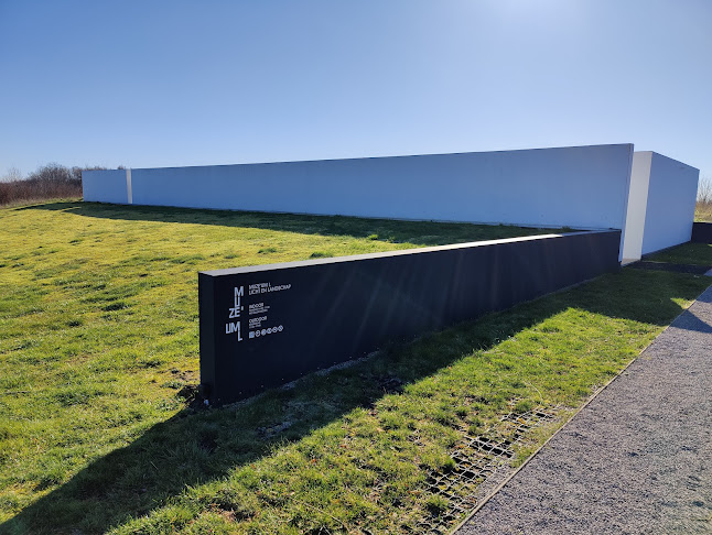 Beoordelingen van MUZE'UM L : licht en landschap in Roeselare - Museum