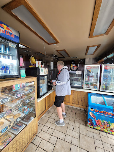 Shopping Mall «Shoreline Village», reviews and photos, 401-435 Shoreline Village Drive, Long Beach, CA 90802, USA