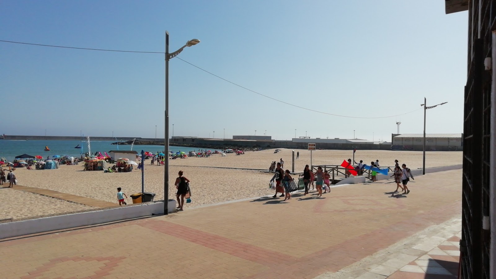 Foto de Playa de Barbate y el asentamiento