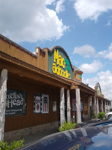 Macadoodles- South Springfield, 1455 E Independence St, Springfield, MO 65804, USA, 