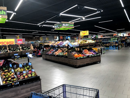 Supermarket «ALDI», reviews and photos, 4421 S 1st St, Terre Haute, IN 47802, USA