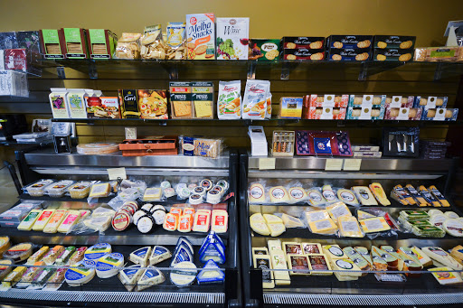 Wine Store «Grapevine Cottage», reviews and photos, 61 S Main St, Zionsville, IN 46077, USA