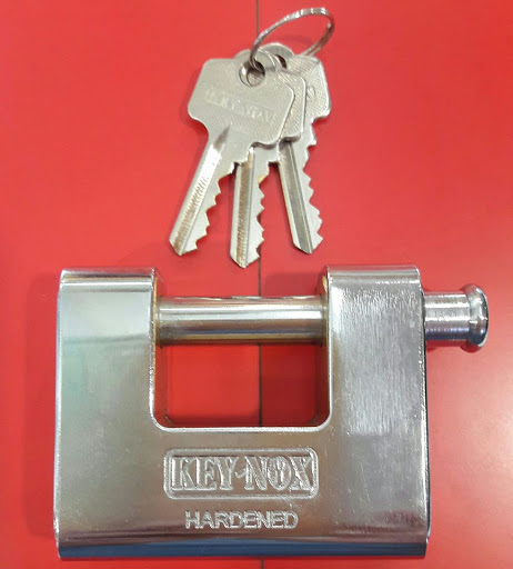 Locksmith «Safehouse Locksmith & Hardware», reviews and photos, 18811 Union Tpke, Flushing, NY 11366, USA