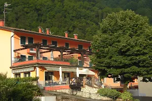 Hotel Ristorante Ponte Nuovo image