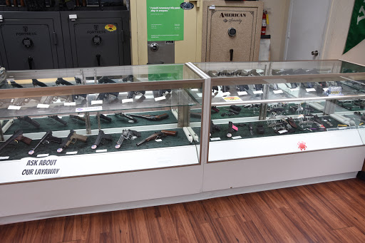 Pawn Shop «Mad Dog Pawn», reviews and photos, 3324 Manatee Ave W, Bradenton, FL 34205, USA