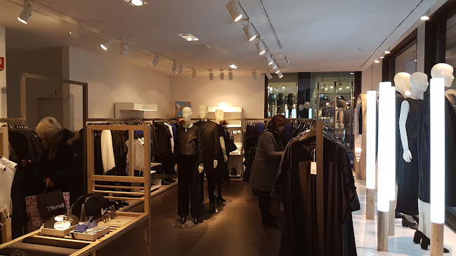 Rezensionen über COS Store in Zürich - Bekleidungsgeschäft