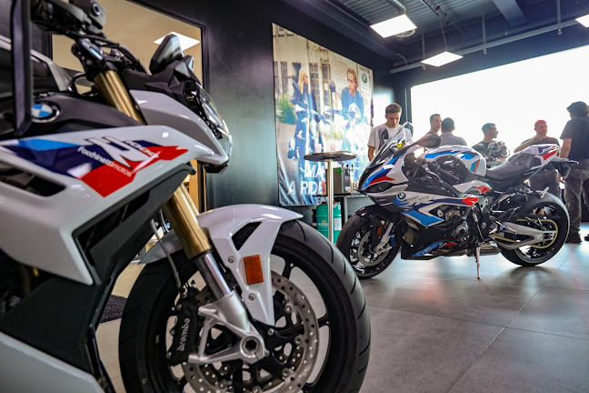 Rezensionen über BMW Motorrad - Genève-Meyrin - Facchinetti Motos SA in Nyon - Motorradhändler