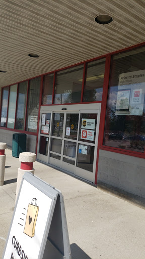 Office Supply Store «Staples», reviews and photos, 9550 Mason Montgomery Rd, Mason, OH 45040, USA