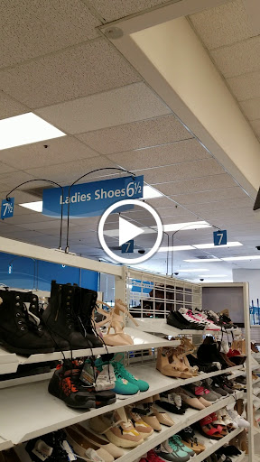 Clothing Store «Ross Dress for Less», reviews and photos, 7201 Warner Ave, Huntington Beach, CA 92647, USA