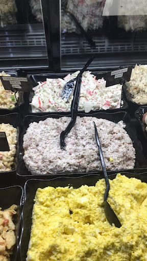 Grocery Store «Highland Park Market», reviews and photos, 68 Bridge St, Suffield, CT 06078, USA