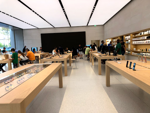 Computer Store «Apple Irvine Spectrum Center», reviews and photos, 763 Spectrum Center Dr, Irvine, CA 92618, USA