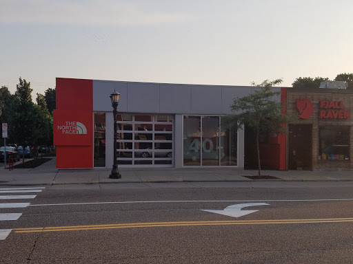 Clothing Store «The North Face», reviews and photos, 799 Grand Ave, St Paul, MN 55105, USA