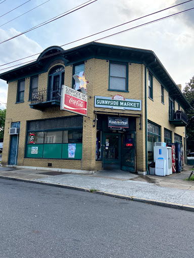 Grocery Store «Sunnyside Market», reviews and photos, 502 Mountain Ave SW, Roanoke, VA 24016, USA