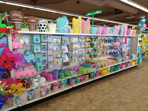 Dollar Store «Dollar Tree», reviews and photos, 10237 Rosecrans Ave, Bellflower, CA 90706, USA